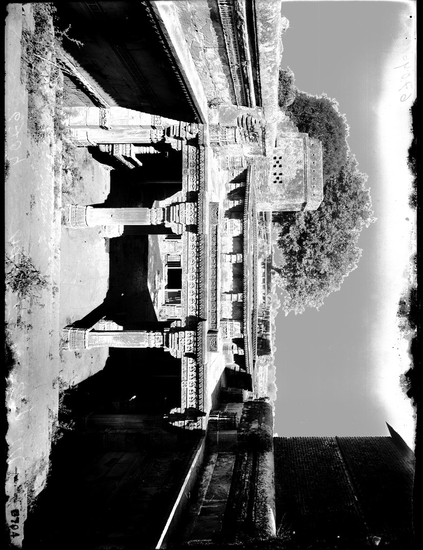 Adalaj Stepwell photograph 1