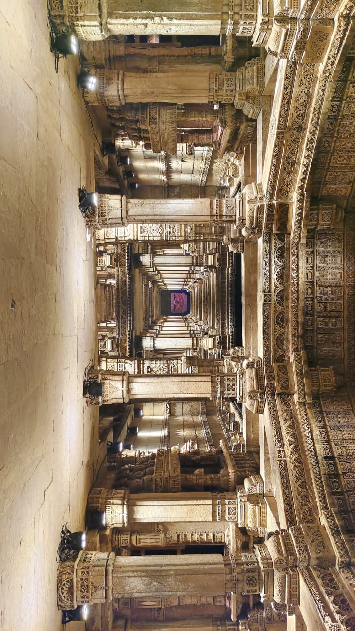 Adalaj Stepwell detail 10