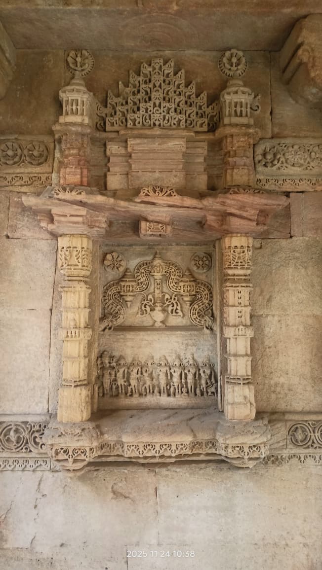 Adalaj Stepwell detail 17