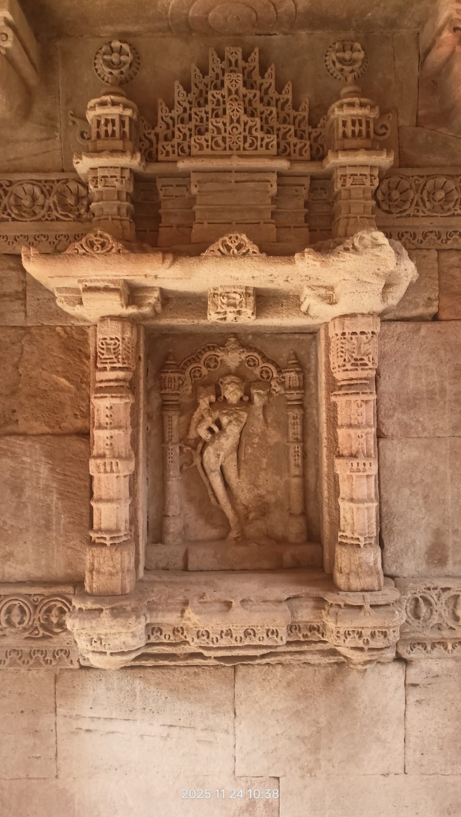 Adalaj Stepwell detail 24