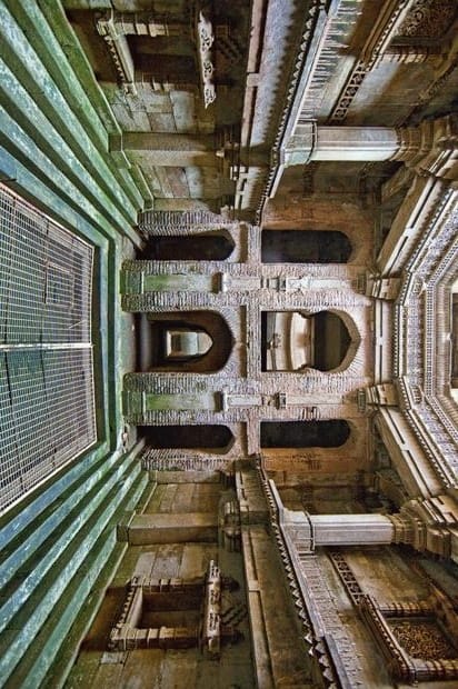 Adalaj Stepwell detail 5